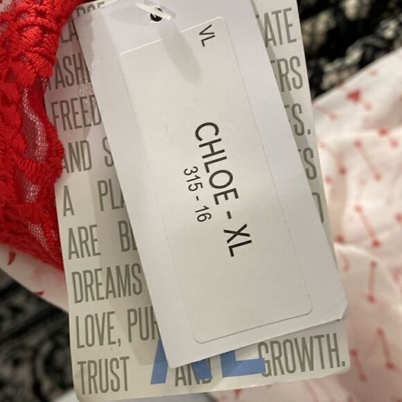 NWT Lularoe VALENTINE'S 2020 CHLOE Bohemian style overlay Kimono - Picture 10 of 11